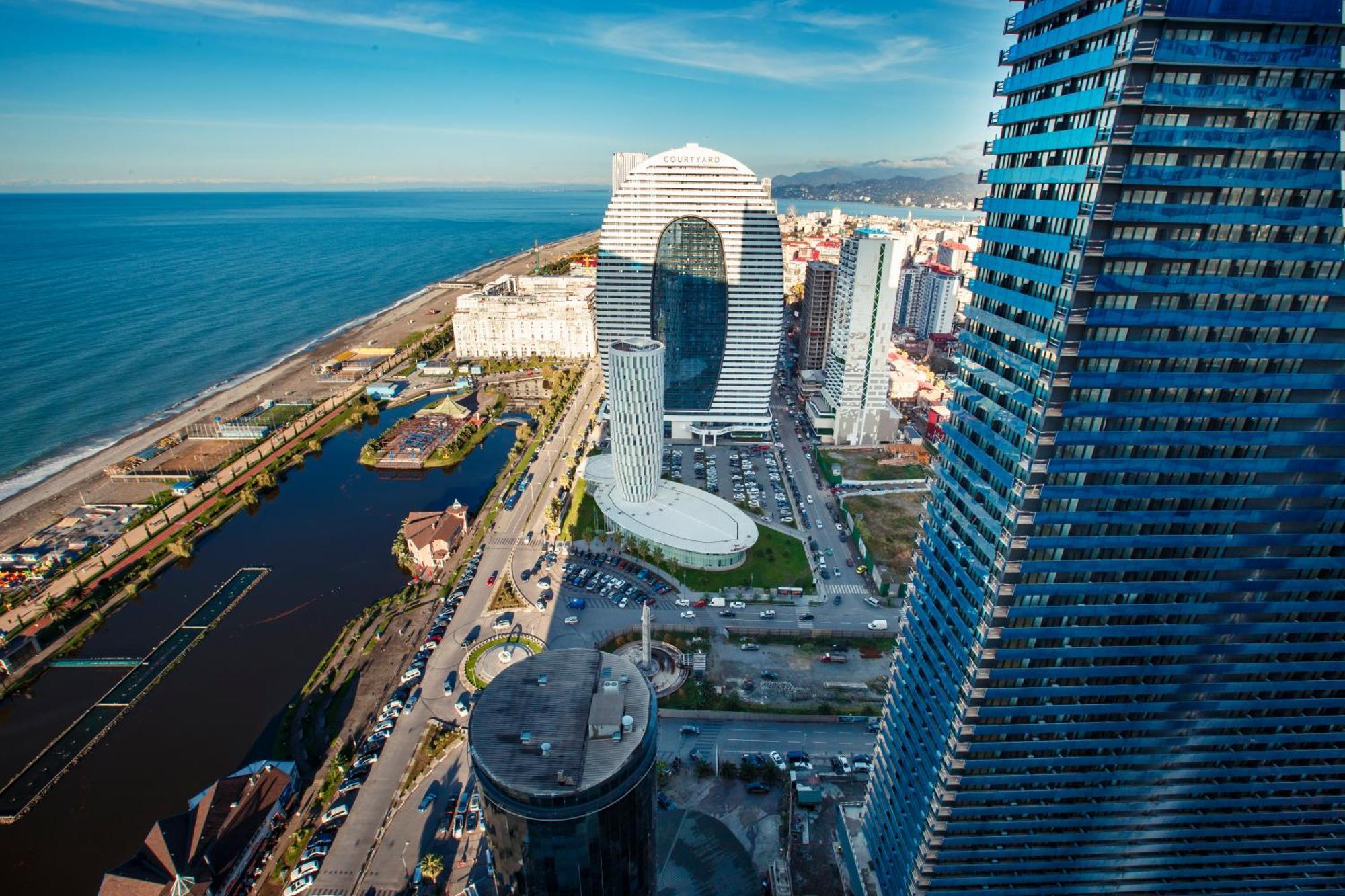 P A N O R A M A A P R T H T E L Orbi With Sea View Hotel Batumi Bagian luar foto